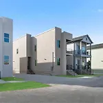 Private, Brand New, 5 Bed 5 Bath