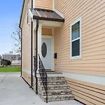 Colorful 5 Bedroom Home Near Superdome