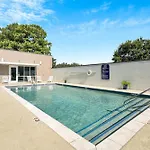 Bohemian Bywater Hideaway 2Br Condo Wgym & Pool