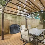 Sun Petals Chic 3Bed 3 Mins To Superdome & Cbd