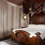 Hotel Le Pavillon, New Orleans, A Tribute Portfolio