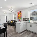 Retro Charm And Comfort Near The French Quarter *