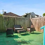 Holiday home Retro Charm And Comfort Near The French Quarter *