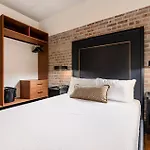 Aparthotel The Mayfair 4*