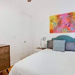 Stylish Renovated Shotgun Home Near French Quarter