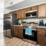 Spacious 5br Getaway In Nola Apartment New Orleans