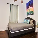 Nola Charm 3br Blocks To The French Quarter Holiday home *