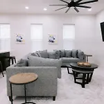 Apartment Magic Canal