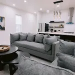 Magic Canal Apartment
