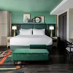 Tonnelle New Orleans, A Tribute Portfolio 4*