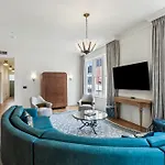 Perle 4* New Orleans