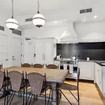 Perle 4* New Orleans