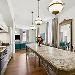 Perle 4* New Orleans