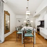 Perle 4* New Orleans
