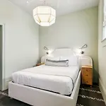 Perle Aparthotel 4*