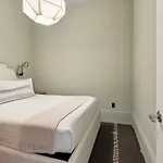 Perle Aparthotel New Orleans