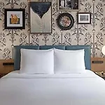 Royal St. Charles Hotel 3*