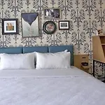 Hotel Royal St. Charles 3*