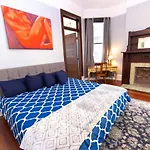 Claiborne Historic Mansion - 5 Bed-3bath Holiday home