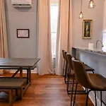 Governors Apartment Across From French Quarter