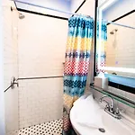 Elysian Historic - 4 Bed-4 Ensuite Baths * New Orleans