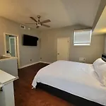 Lakeview Gem Holiday home