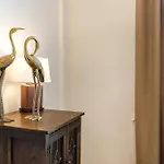 Spacious 3br Downtown In Apartment *