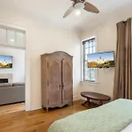 Spacious 3br Downtown In *