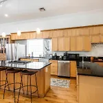 Spacious 3br Downtown In * New Orleans