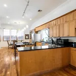 Spacious 3br Downtown In * New Orleans