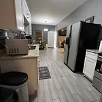 Cozy Frenchmen St Home
