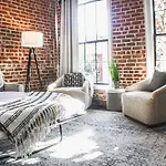 Charming Cbd 4Br On Gravier Near Jazz & Dining