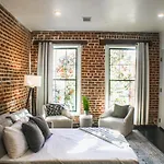 Charming Cbd 4Br On Gravier Near Jazz & Dining