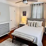 Renovated Charming 2Br Close To French Quarter