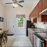 Tchoup House One