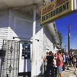 Walk To Jazz Fest From Garden New Orleans