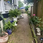 Walk To Jazz Fest From Garden Cottage