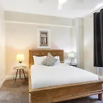 Spacious Modern Condos Near French Quarter