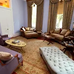 R&B Bed And Breakfast - Award Winning (Adults Only)