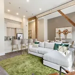 New Orleans Luxury Rentals - The Rex