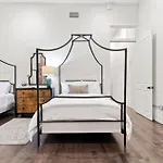 Group-Friendly Nola Suite Near Bourbon