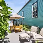 Saint Claude Stunner