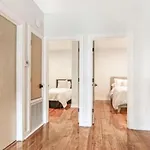 Luxury 5 Bedroom With Rooftop