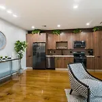 Luxury 5 Bedroom Villa With Rooftop