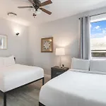 Apartment Baronne Street Spacious And Fully Furnished