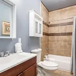 Baronne Street Spacious And Fully Furnished * New Orleans