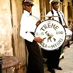 Apartment Cute 2bed 1bath, 7blocks From French Q, Steps To Jazz Venues, Free Gated Pk Include
