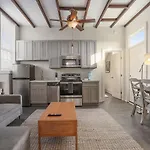 Apartment Cute 1bed 1bath 4blocks From French Q, Near Bourbon St And Steps To Jazz Venues New Orleans