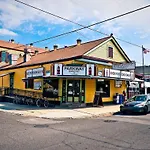 Apartment Creole Nest 2 *