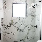 Holiday home Luxe New Construction In Quiet Neighborhood *